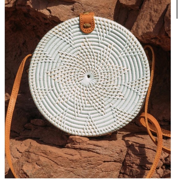 Francesca's Collections Handbags - FRANCESCAS WOVEN PURSE